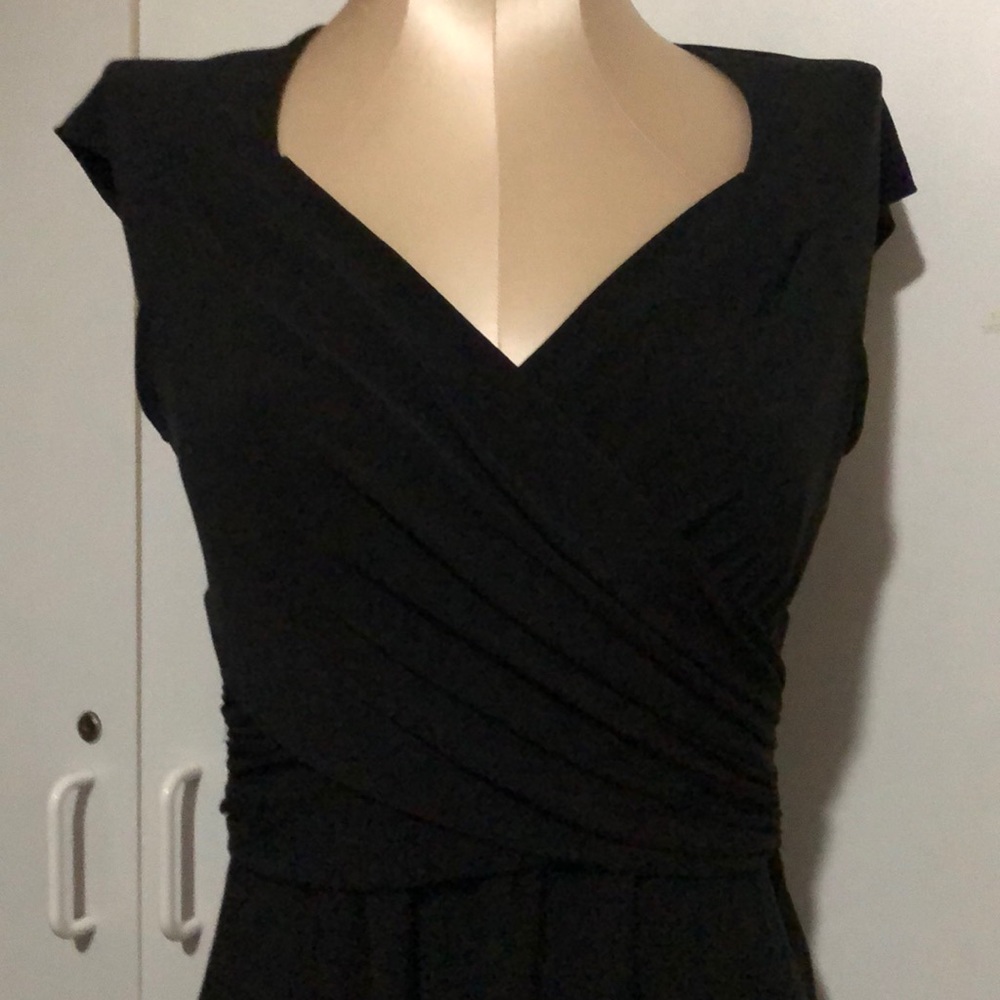 White House  | Black Market 4, Black flight Dress